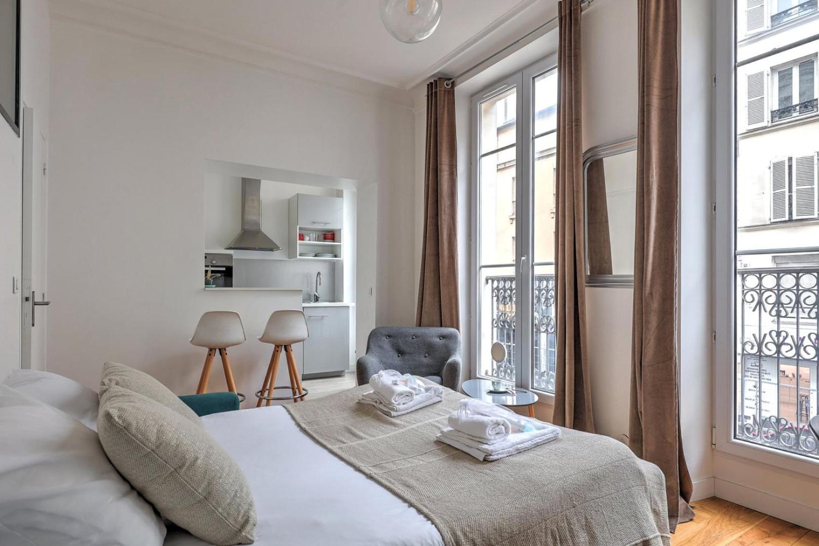 338 Suite Montmartre - Superb Apartment In Parijs Buitenkant foto